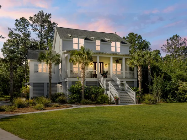 3879 Laurel Point Ln, Johns Island, SC 29455