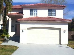 201 La Costa Cir, Fort Lauderdale, FL 33326
