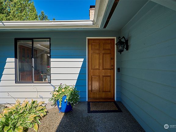 4th image of 23321 34th Avenue W