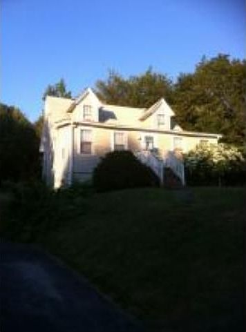 1st image of 513 Pembroke St