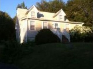 513 Pembroke St, Pembroke, NH 03275