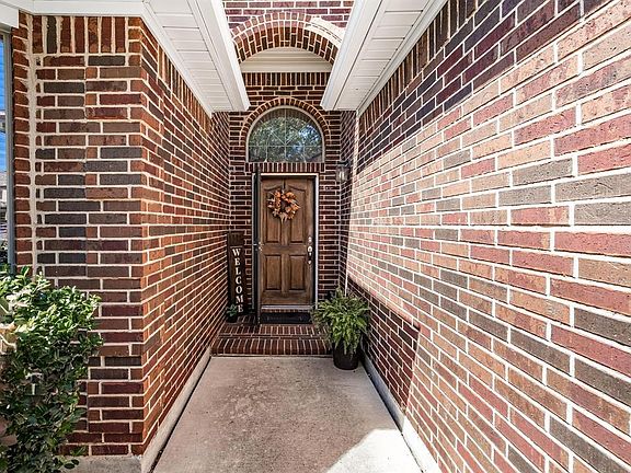 3rd image of 1451 Furlong Ct