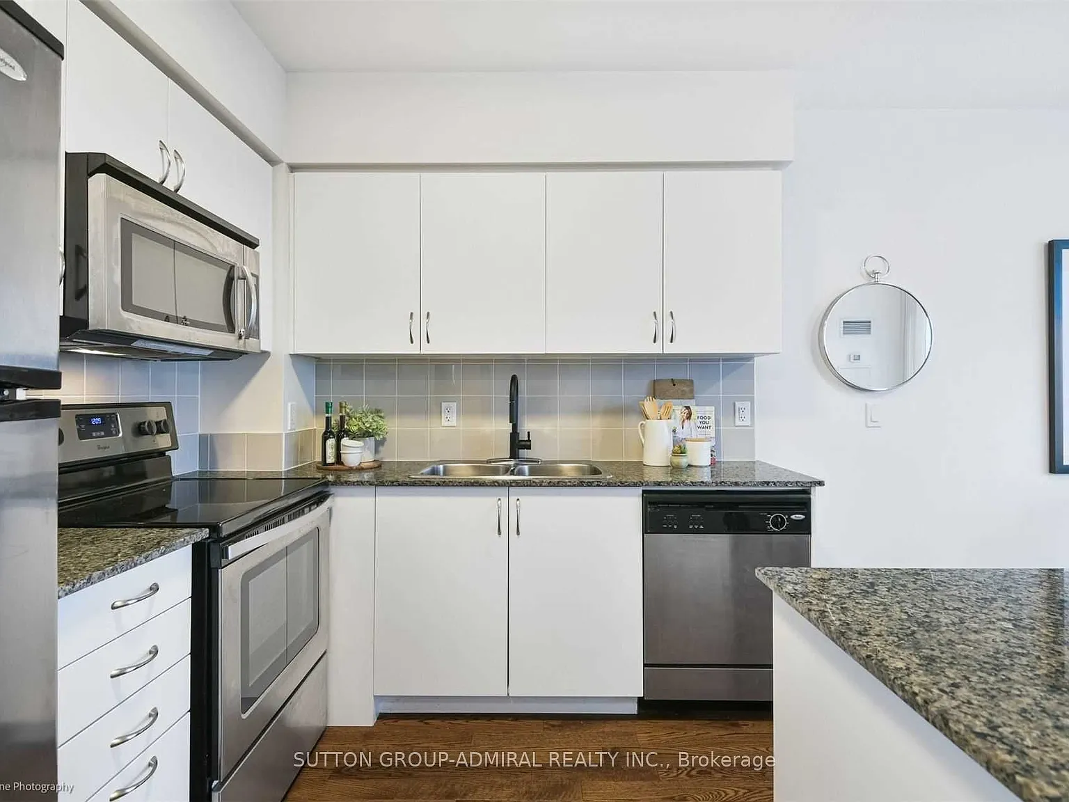 1 bed, $2,500 — Photo 3