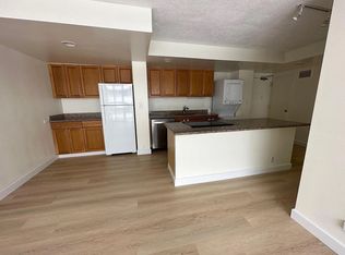 2415 Ala Wai Blvd #2006-1, Honolulu, HI 96815