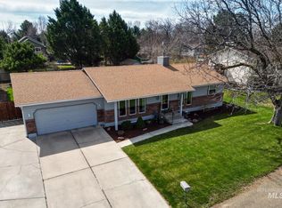 525 Donna Dr, Nampa, ID 83686