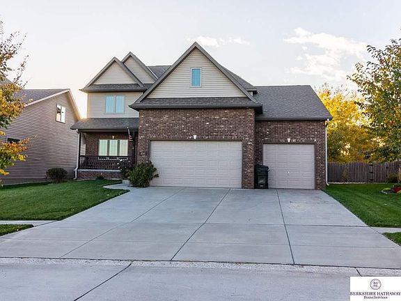 4th image of 2737 N 82nd Pl