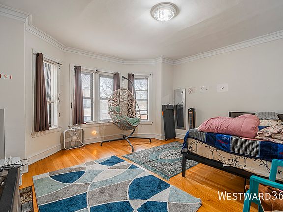 4th image of 6507 N Hoyne Ave APT 3n