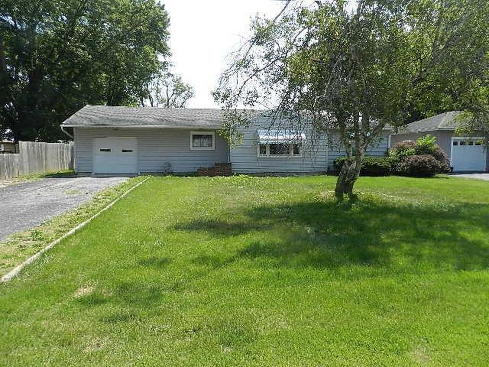 Real estate listing image