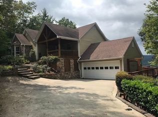 1066 Long Laurel Ridge Dr, Lakemont, GA 30552
