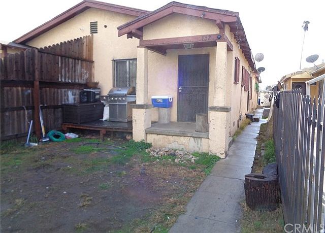 1st image of 850 W 60th St
