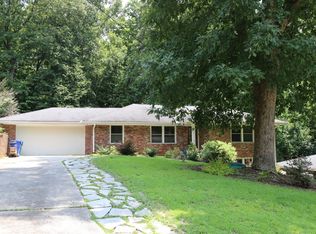 1033 Vistavia Cir, Decatur, GA 30033