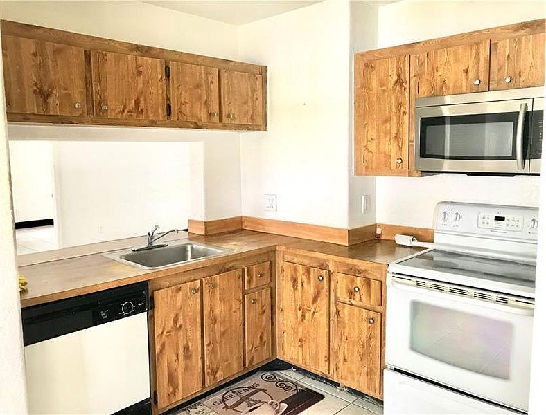 1st image of 11333 Royal Palm Blvd