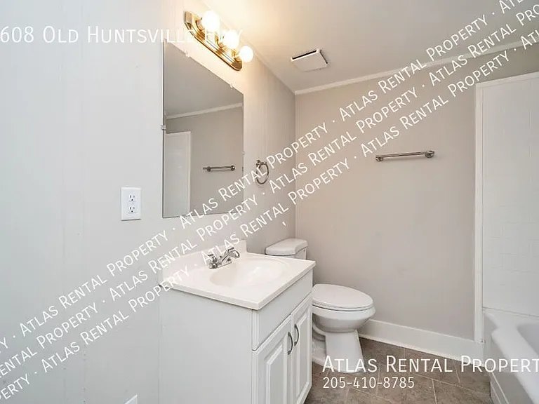 1608 Old Huntsville Hwy NW — Photo 19