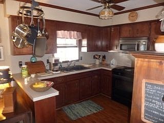 2nd image of 1830 McCoy Rd