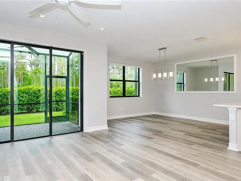 7320 Rockefeller Dr — Photo 3