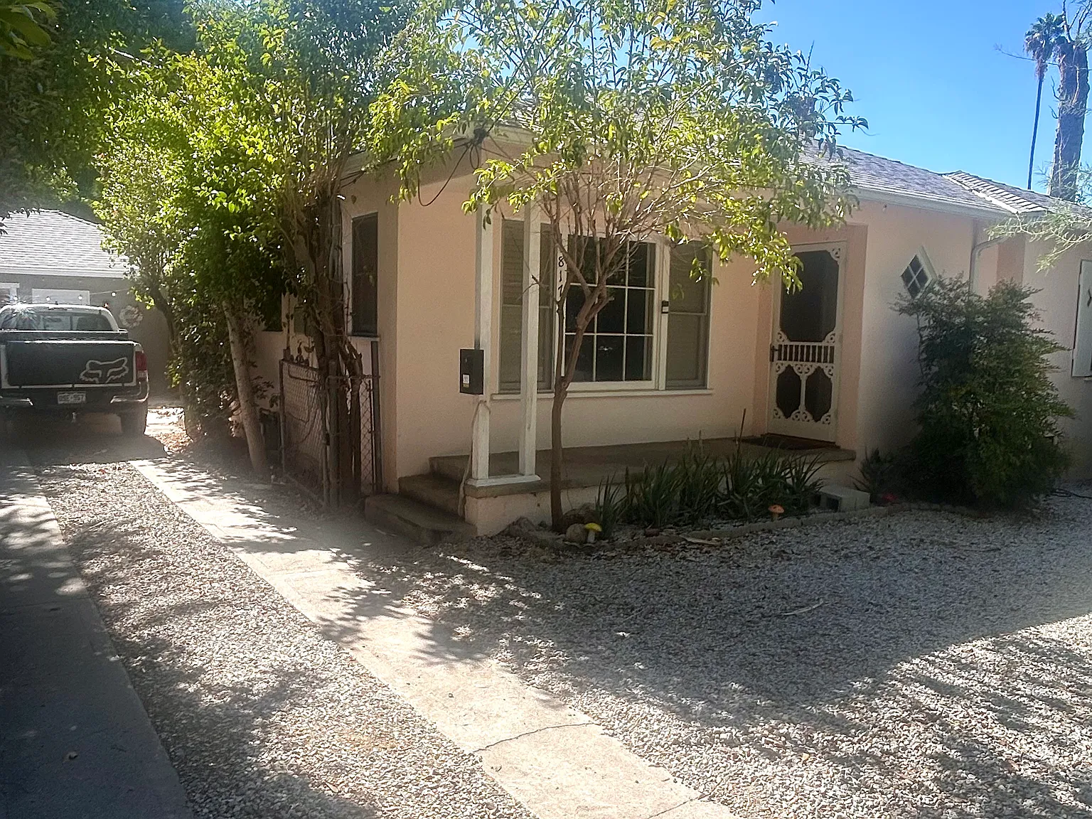 2 bed, 1039 sqft, $2,900 — Photo 2