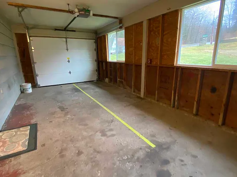 611 Amherst Rd — Photo 15