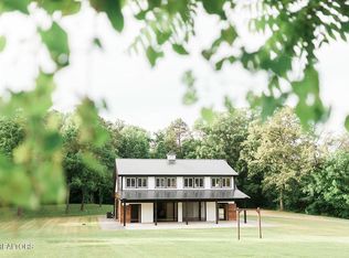 1144 Wooddale Church Rd, Straw Plains, TN 37871