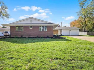 12550 Larkwood Dr, Saint Louis, MO