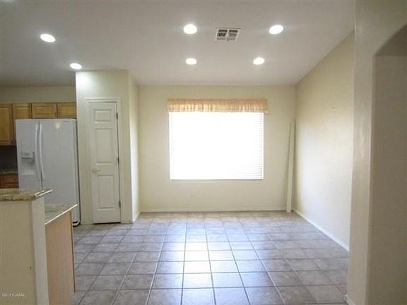 5th image of 530 W Tara Danette Dr
