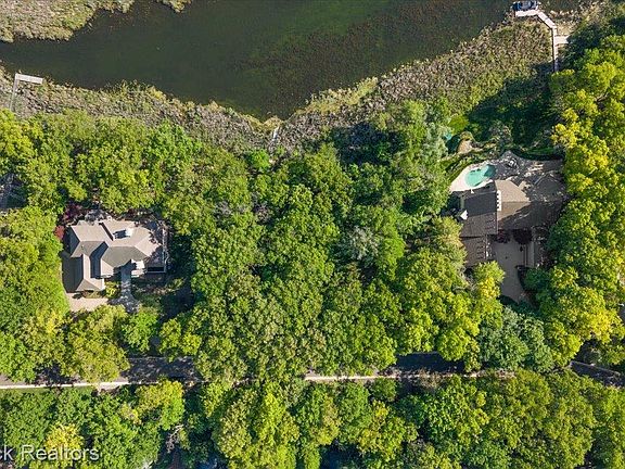 4th image of 1729 Heron Ridge Dr