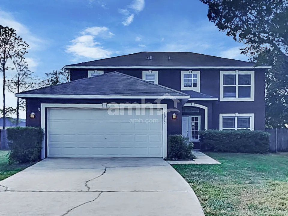 1015 Astor Ct