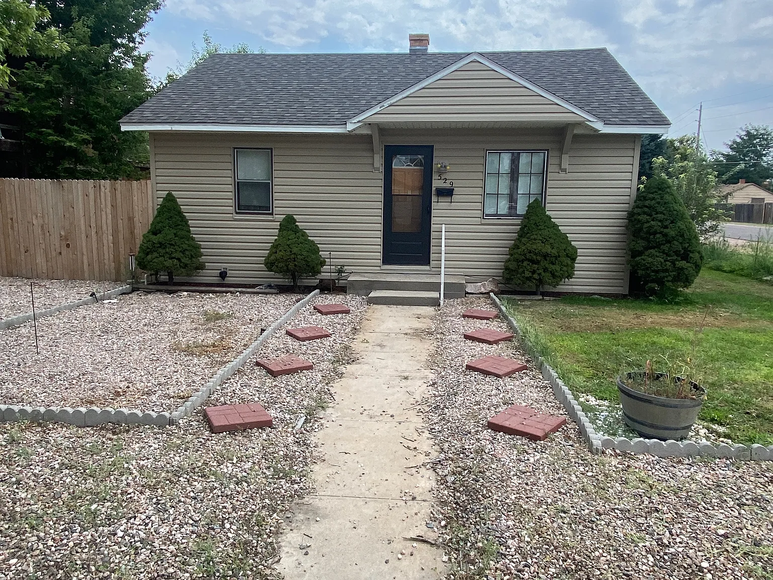 2 bed, 1100 sqft, $1,750 — Photo 4