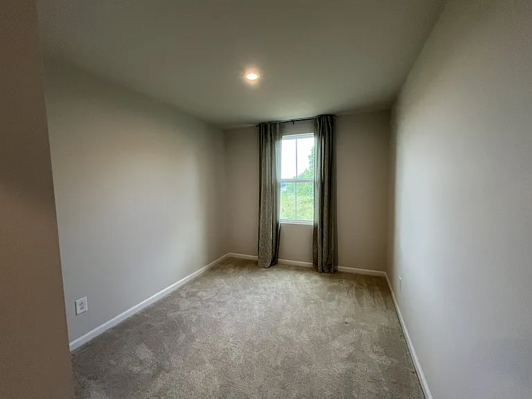 1532 39th Avenue Loop Northeastunit #5 — Photo 11