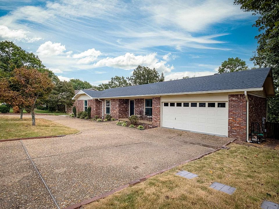 12131 Rivercrest Dr, Little Rock, AR 72212 Zillow