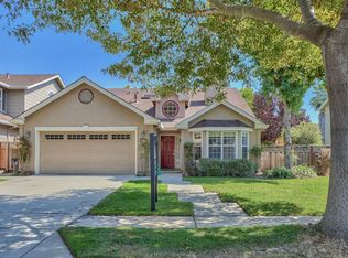 1952 Hartford St, Salinas, CA 93906