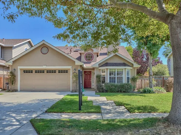 1952 Hartford St, Salinas, CA 93906