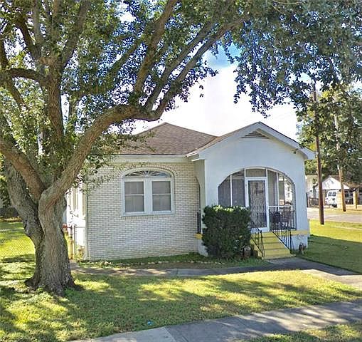 1st image of 8734 Apricot St
