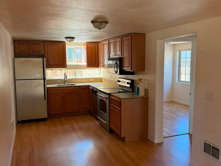 757 W N St #1 — Photo 10