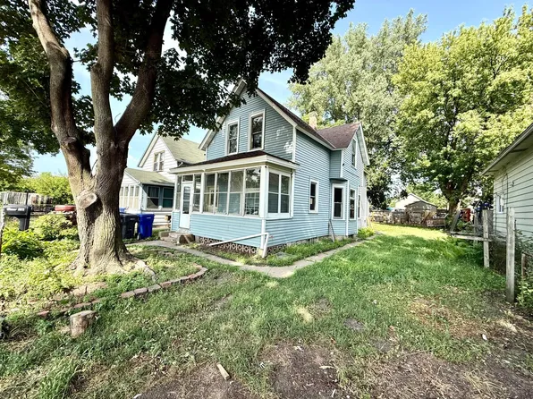 866 Duluth St, Saint Paul, MN 55106
