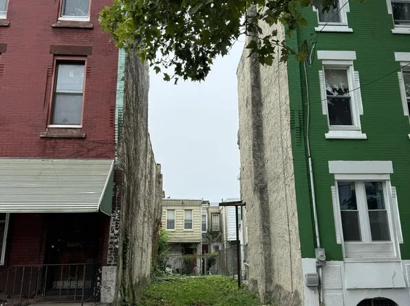 1732 N 26th St, Philadelphia, PA 19121