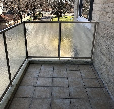 5th image of 377 S Harrison St APT 2E