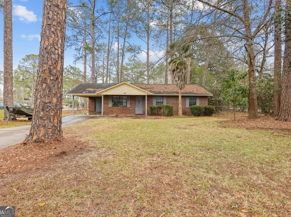 198 Greenwood St, Jesup, GA 31545