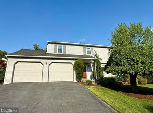 805 Bare Path Rd, Sinking Spring, PA 19608