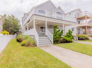 242 6th St, Avalon, NJ 08202