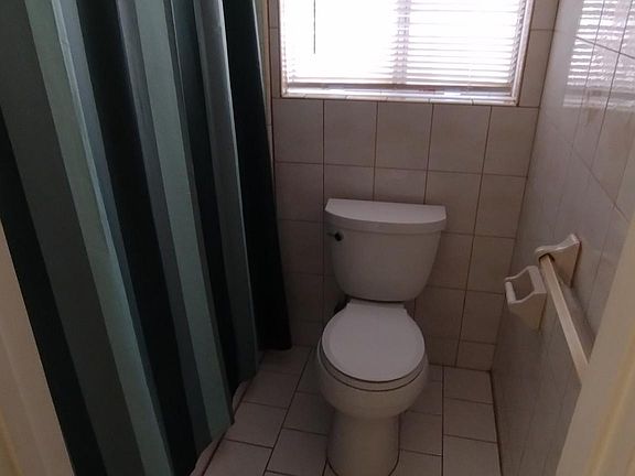 5th image of 1215 W Calle De Oro