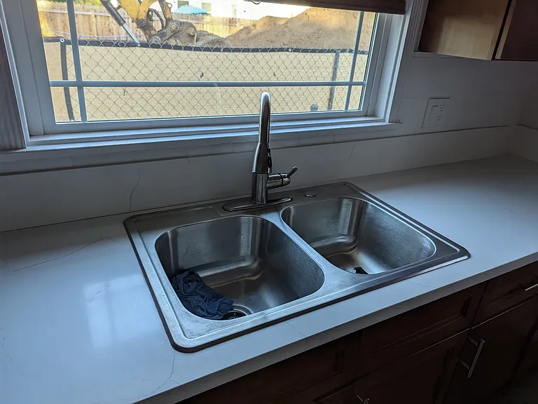 510 E Commonwealth Ave — Photo 5