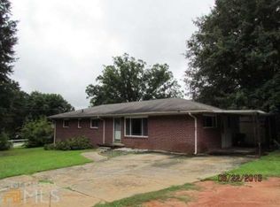 609 Rothell Rd, Toccoa, GA 30577