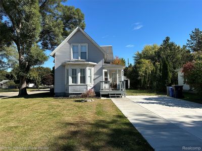 823 Alger St, Howell, MI, 48843