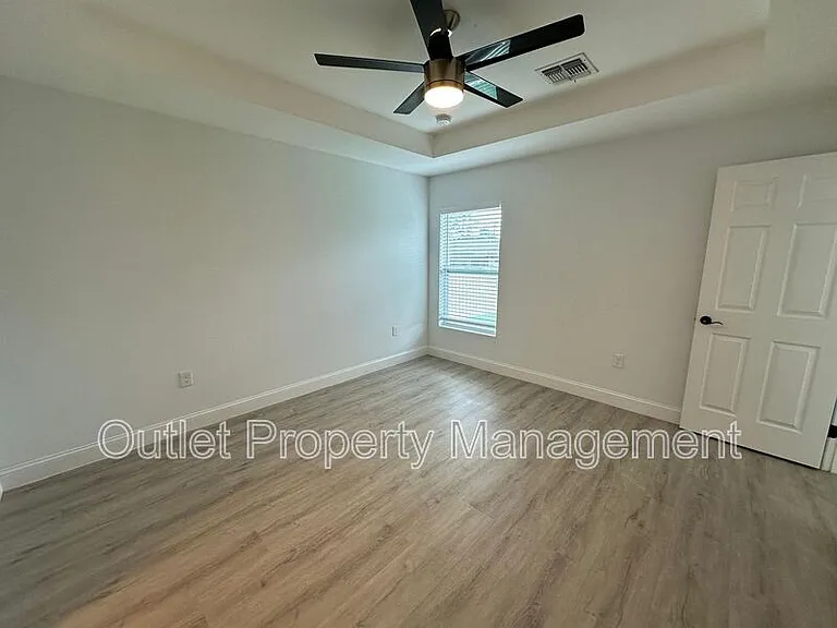 790 W Gaucho Cir — Photo 8