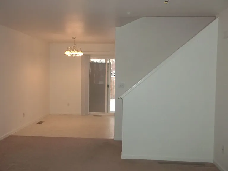3301 Saratoga St #C — Photo 3