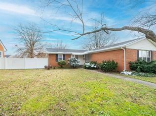 2953 Royal Dr, Owensboro, KY 42301