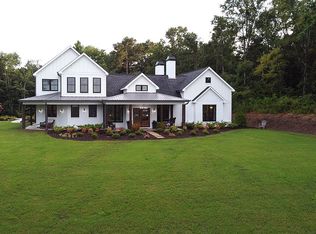 1717 Dews Pond Rd, Calhoun, GA 30701