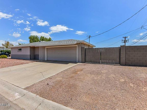3rd image of 2051 W SOLANO Drive