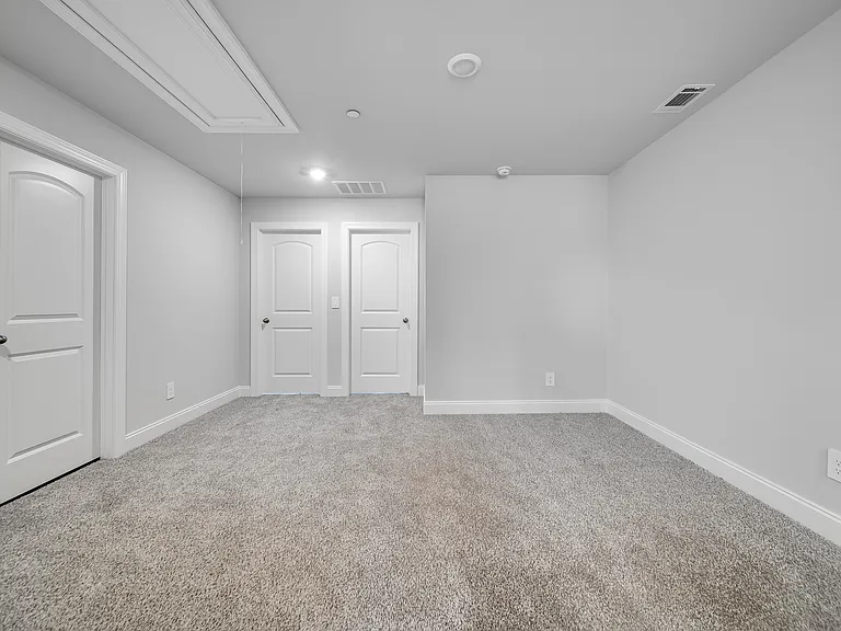 204 Douglas Bend Rd #404 — Photo 40