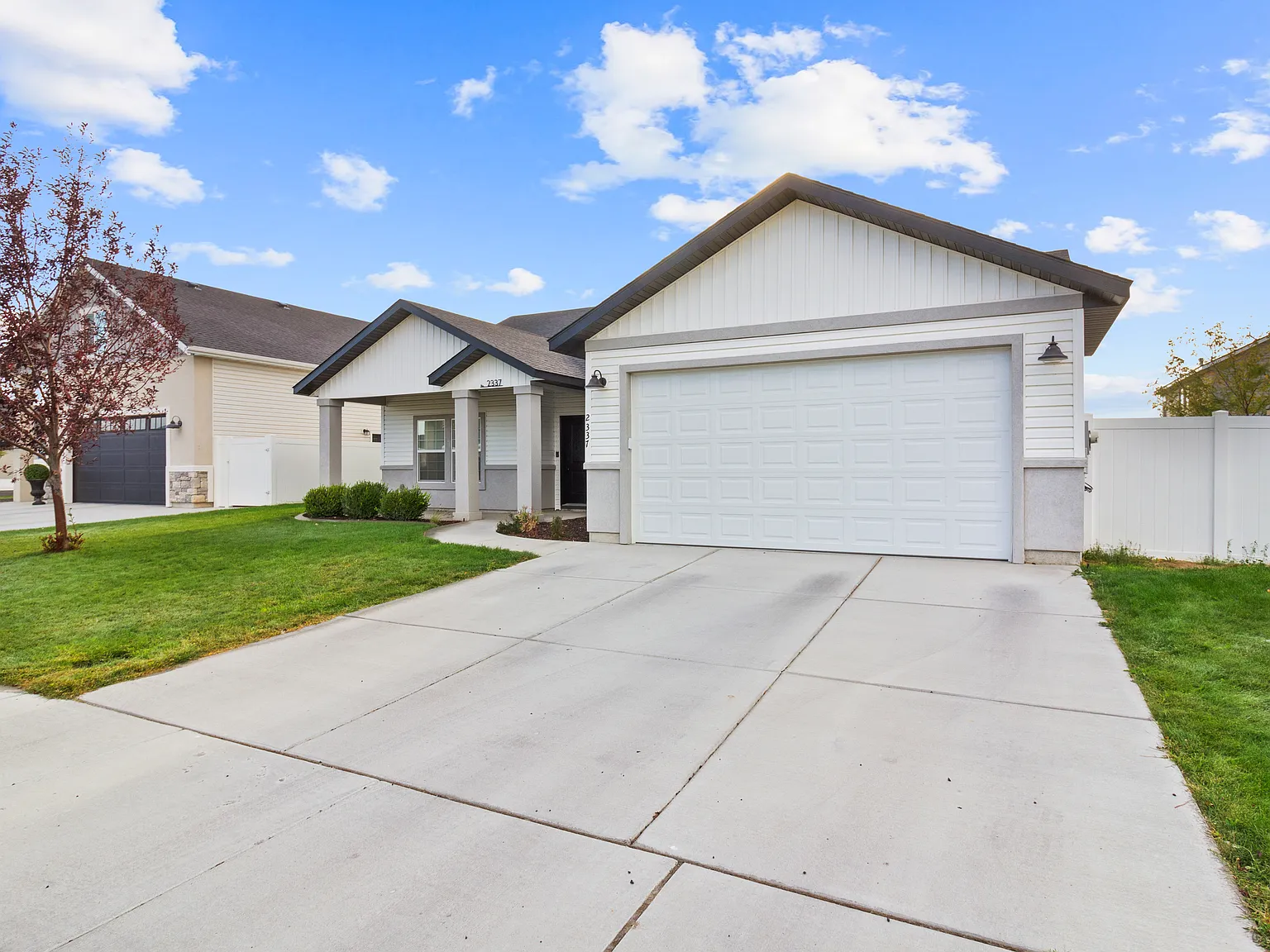 4 bed, 1500 sqft, $2,100 — Photo 2
